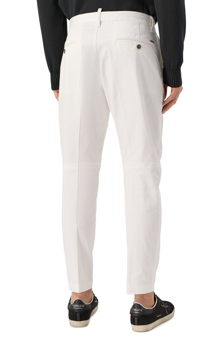 Мужские хлопковые брюки DSQUARED2 белого цвета, арт. S74KB0996/S39021 | Фото 4 (Длина (брюки, джинсы): Стандартные; Материал внешний: Хлопок; Случай: Повседневный; Стили: Кэжуэл; Силуэт М (брюки): Чиносы)
