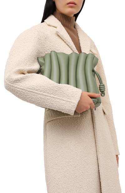 Сумка flamenco LOEWE зеленого цвета по цене 348500 руб., арт. A411FC4X01, фото 2 Сумка flamenco LOEWE, арт. A411FC4X01, фото 2