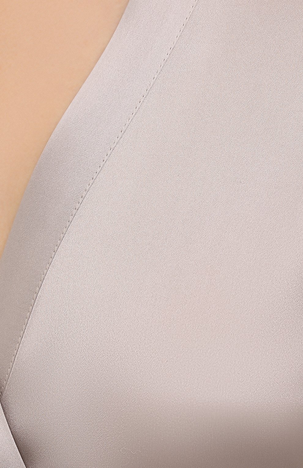 Шелковый халат MARJOLAINE светло-бежевого цвета по цене 55620 руб., арт. Laser, фото 5 Шелковый халат MARJOLAINE, арт. Laser, фото 5