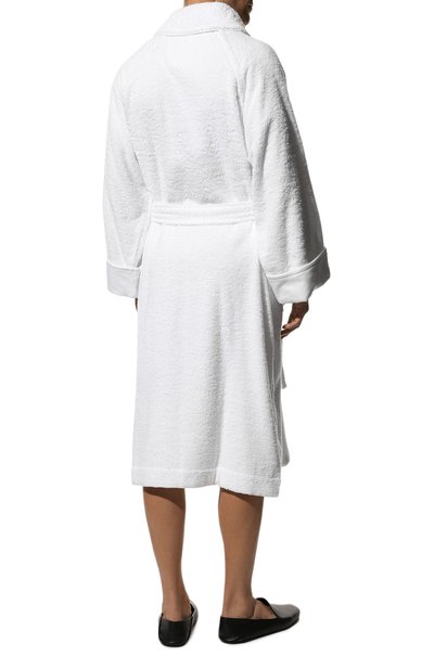 Халат unito FRETTE белого цвета по цене 29400 руб., арт. FR4645 D2060 G02X, фото 4 Халат unito FRETTE, арт. FR4645 D2060 G02X, фото 4
