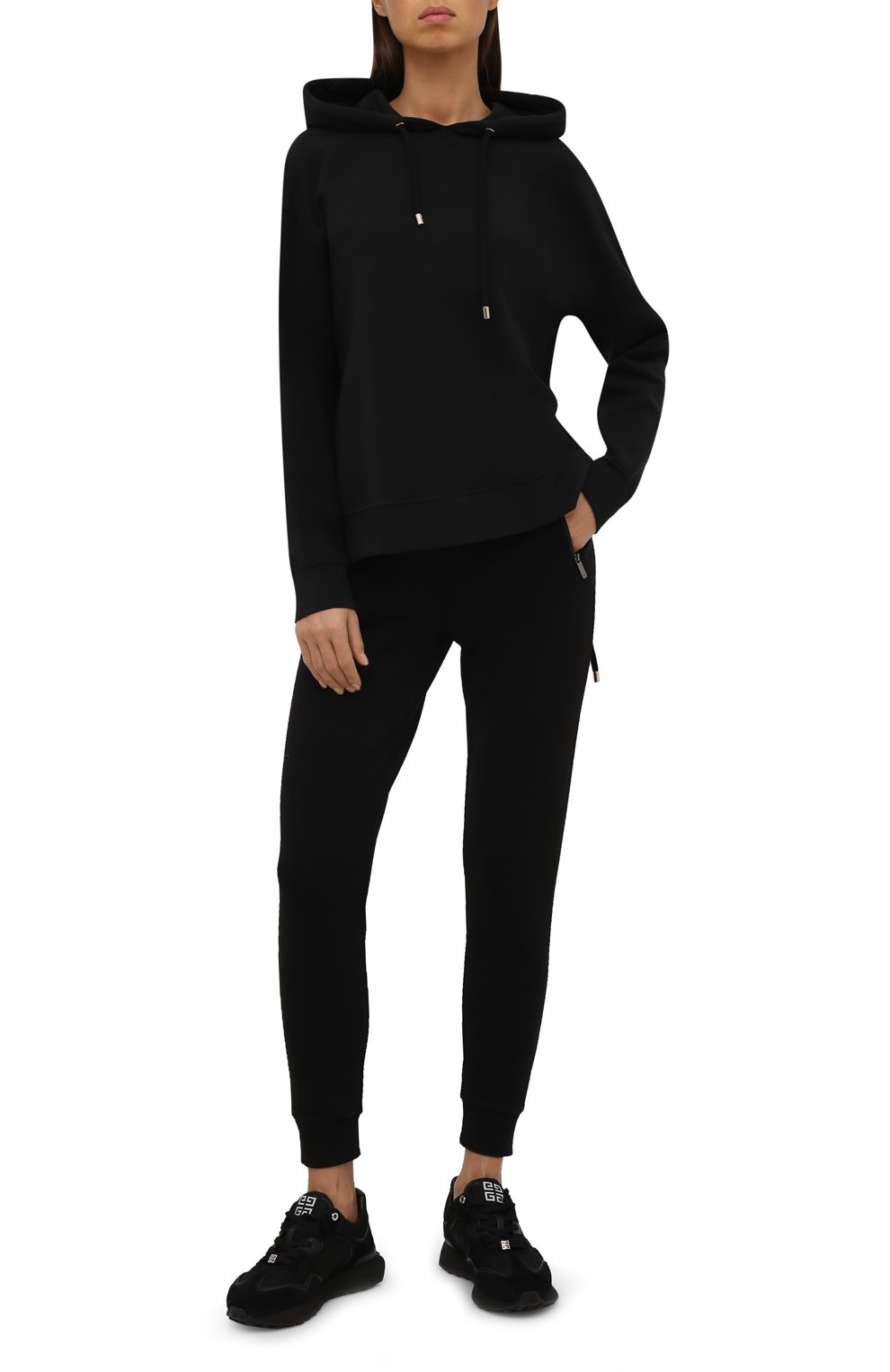 Хлопковые джоггеры EMPORIO ARMANI черного цвета по цене 23150 руб., арт. 6K2P6E/1JHSZ, фото 2 Хлопковые джоггеры EMPORIO ARMANI, арт. 6K2P6E/1JHSZ, фото 2