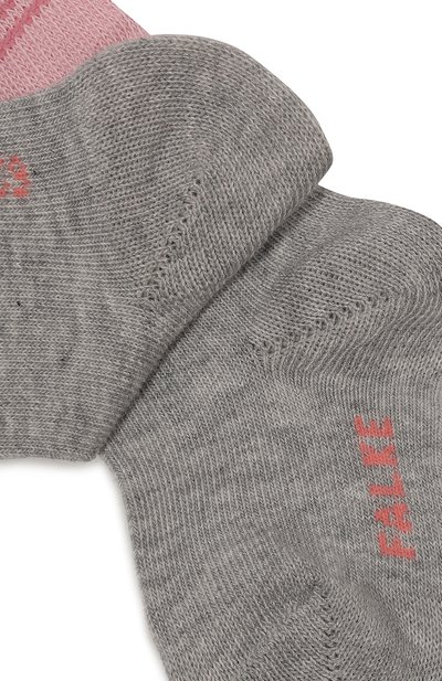 Хлопковые носки FALKE серого цвета по цене 2100 руб., арт. 10327., фото 2 Хлопковые носки FALKE, арт. 10327., фото 2