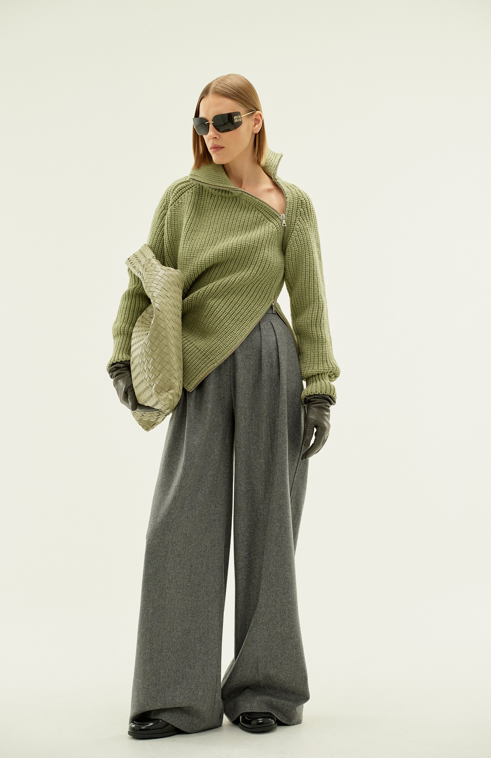 Кожаные лоферы astaire BOTTEGA VENETA коричневого цвета по цене 110500 руб., арт. 796697-V4R30, фото 8 Кожаные лоферы astaire BOTTEGA VENETA, арт. 796697-V4R30, фото 8