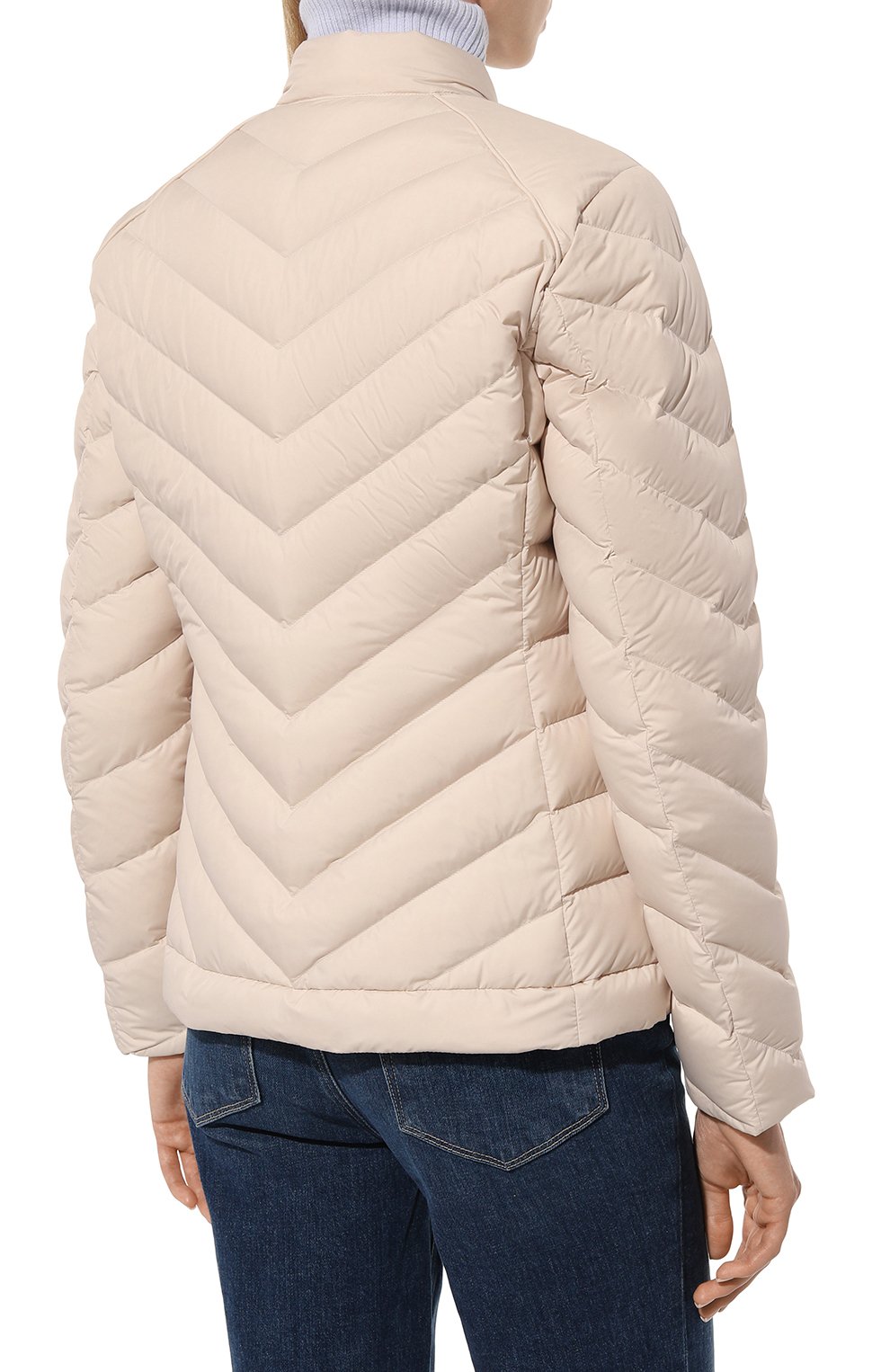 Пуховая куртка WOOLRICH бежевого цвета по цене 49800 руб., арт. CFWW0U0776FR/UT2635, фото 4 Пуховая куртка WOOLRICH, арт. CFWW0U0776FR/UT2635, фото 4