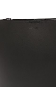 Мужская сумка tangle medium JIL SANDER черного цвета, арт. J25WG0002-P5995 | Фото 3 (Материал: Натуральная кожа; Размер: medium; Ремень/цепочка: На ремешке)