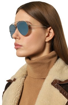 Женские солнцезащитные очки RAY-BAN голубого цвета, арт. R0101S-003/GA | Фото 2 (Нос: Не проставлено; Региональные ограничения белый список (Axapta Mercury): Не проставлено; Кросс-КТ: С/з-унисекс; Тип очков: С/з; Материал: Металл; Очки форма: Авиаторы; Оптика Гендер: оптика-унисекс)