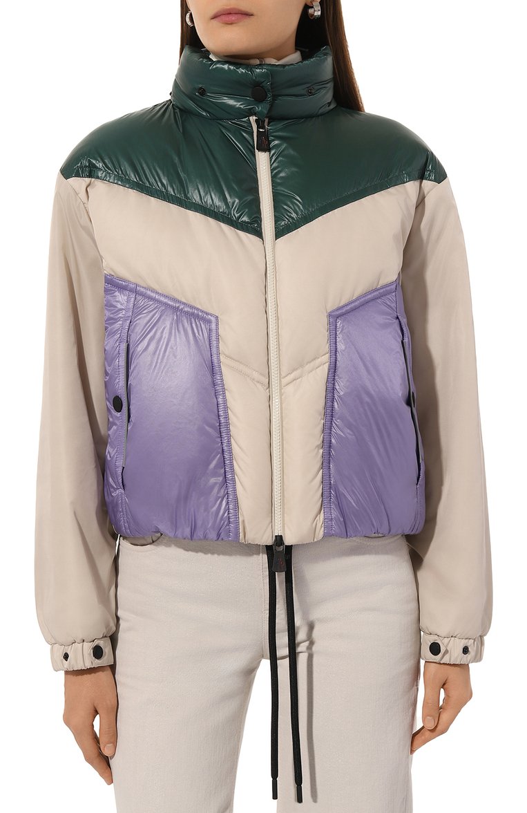 Женская пуховая куртка MONCLER GRENOBLE разноцветного цвета, арт. 1A000-10-54155 | Фото 3 (Рукава: Длинные; Длина (верхняя одежда): Короткие; Материал внешний: Синтетический материал; Материал подклада: Синтетический материал; Материал утеплителя: Пух и перо; Кросс-КТ: Утепленные, Куртка; Стили: Спорт-шик)
