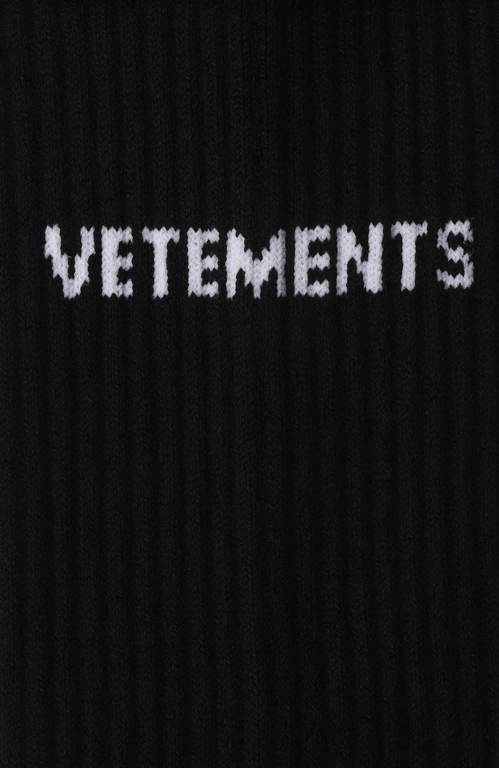 Хлопковые носки VETEMENTS черного цвета по цене 14850 руб., арт. UH27S0300B, фото 2 Хлопковые носки VETEMENTS, арт. UH27S0300B, фото 2