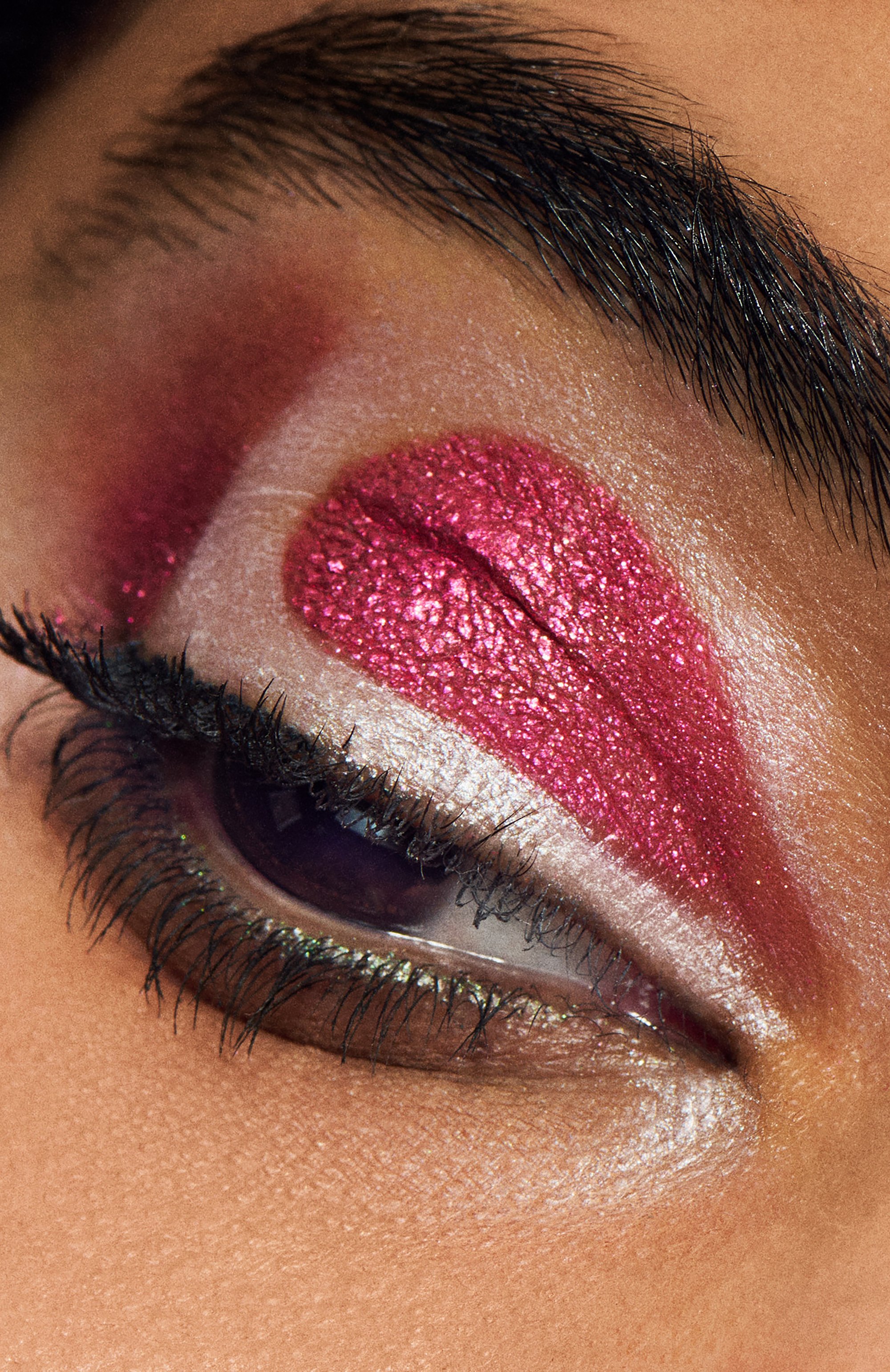 Жидкие тени для век dazzleshadow, оттенок fuchsia future (4ml) MAC, арт. S2PB-01, фото 5