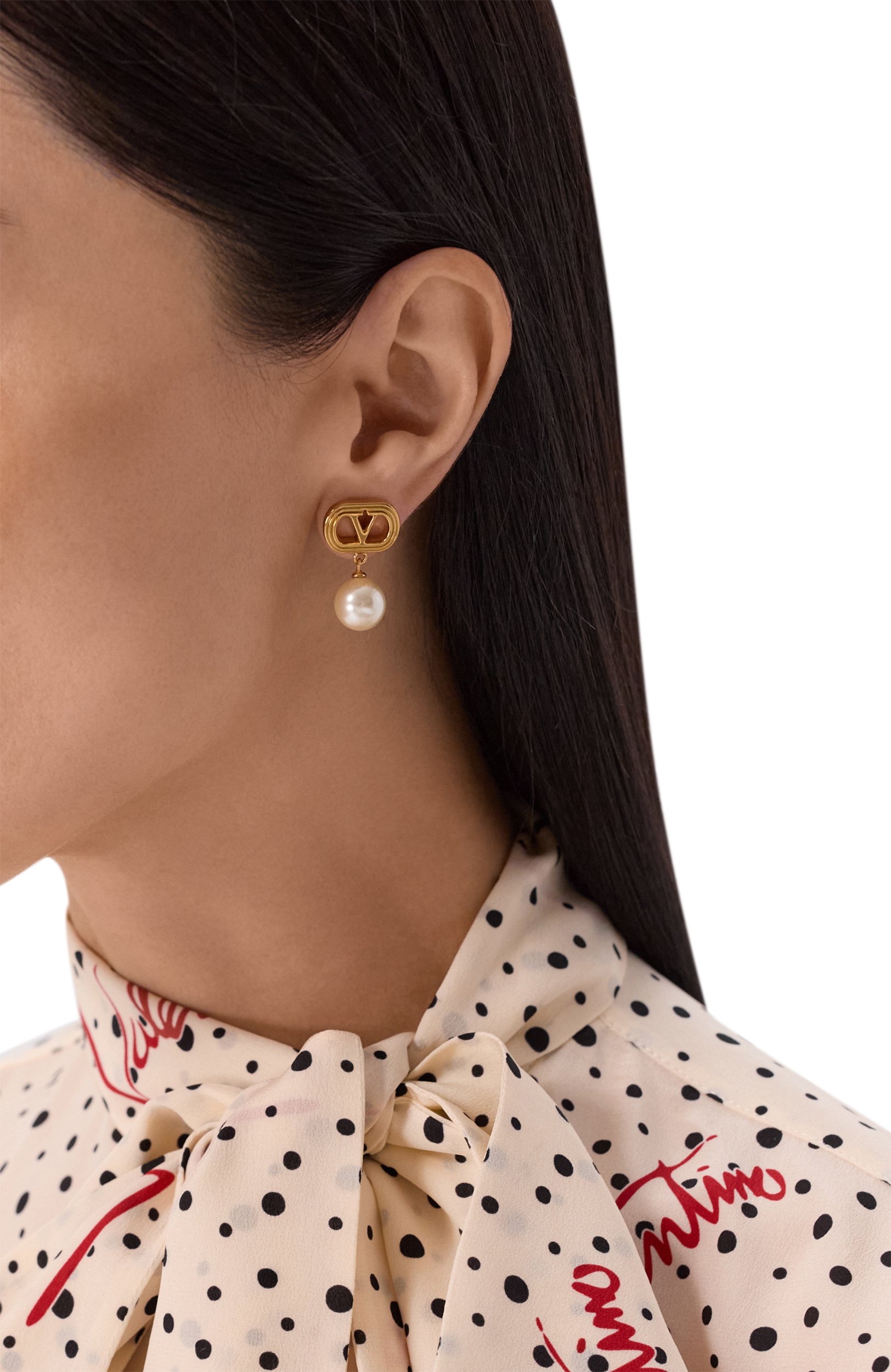 Серьги VALENTINO молочного цвета по цене 55850 руб., арт. 9W2J0Y78/UXM, фото 2 Серьги VALENTINO, арт. 9W2J0Y78/UXM, фото 2