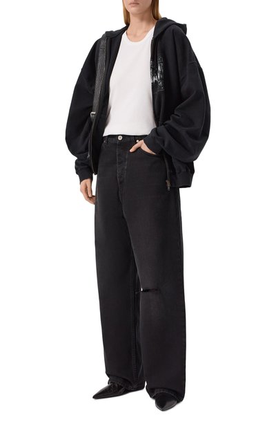 Джинсы VETEMENTS черного цвета по цене 109500 руб., арт. MH27DJ087B, фото 2 Джинсы VETEMENTS, арт. MH27DJ087B, фото 2