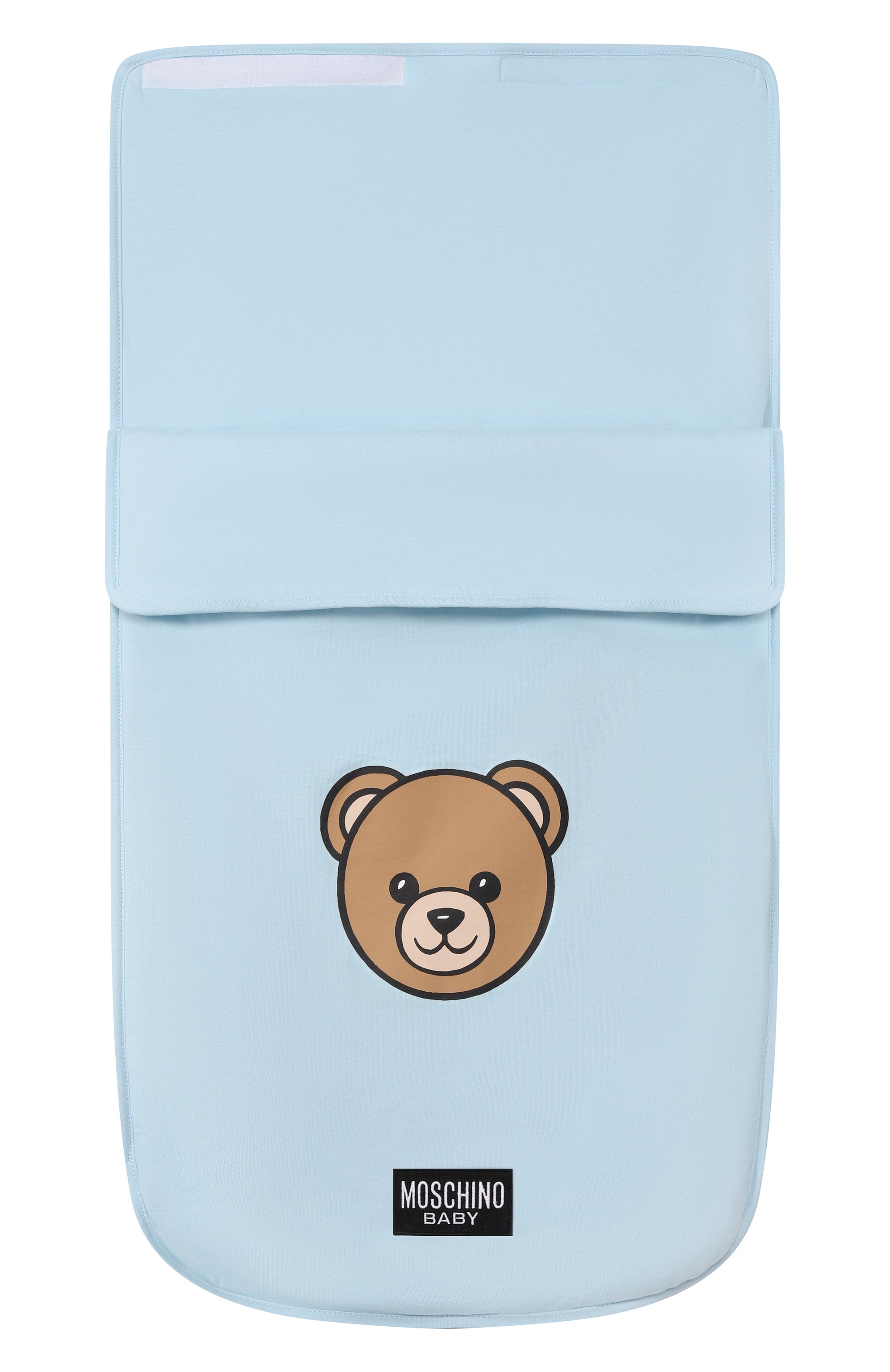 Хлопковый конверт MOSCHINO голубого цвета по цене 23450 руб., арт. MUE00V/LCA19, фото 1 Хлопковый конверт MOSCHINO, арт. MUE00V/LCA19, фото 1