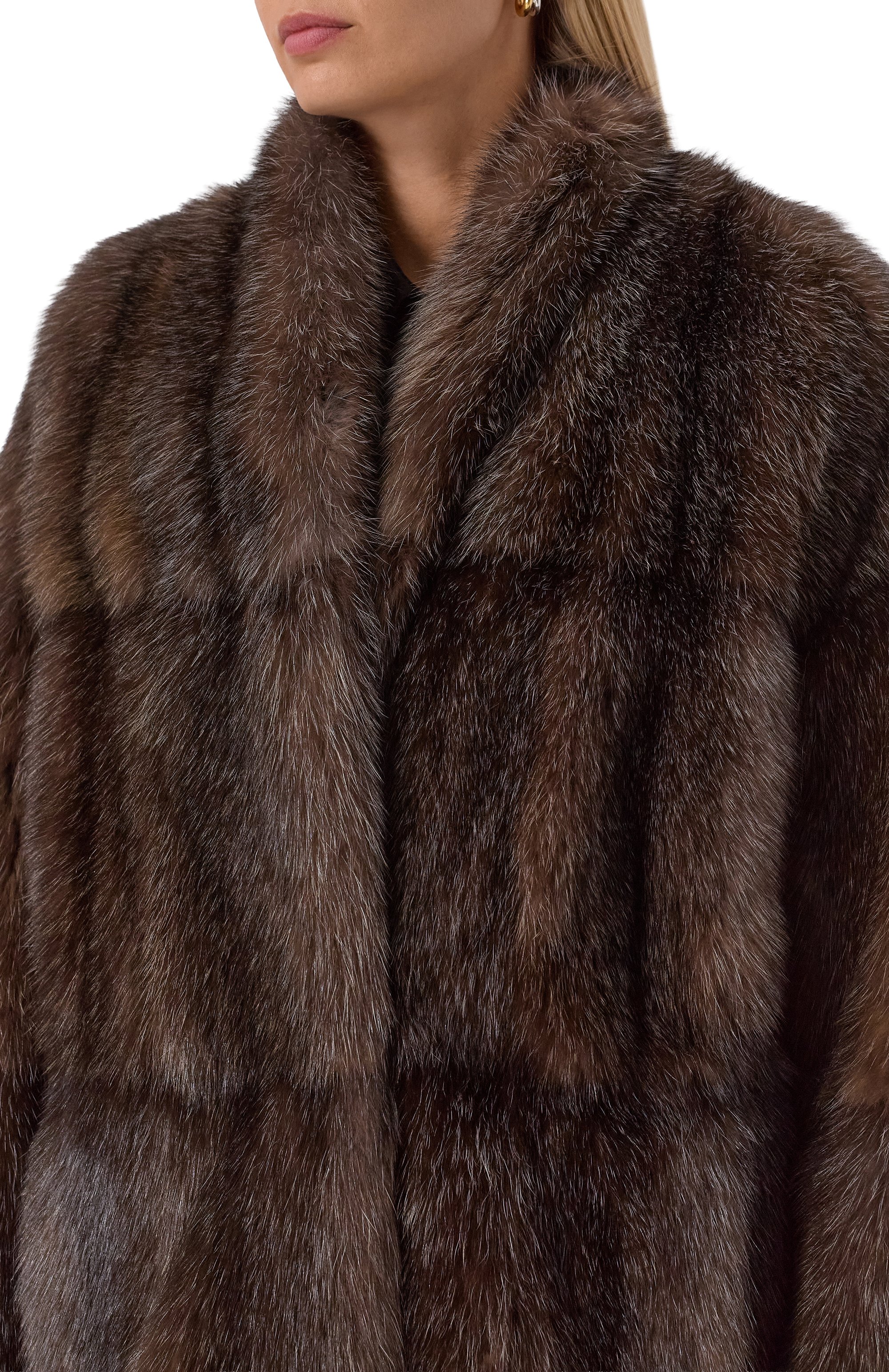 Шуба из соболя MVST коричневого цвета по цене 19350000 руб., арт. M002A/SABLE WILD SILVER 4-5, фото 5 Шуба из соболя MVST, арт. M002A/SABLE WILD SILVER 4-5, фото 5