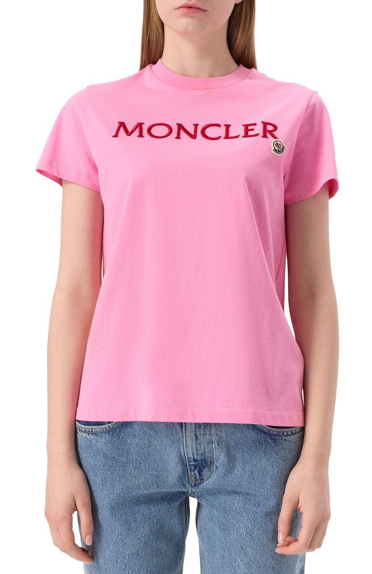 Женская хлопковая футболка MONCLER розового цвета, арт. 8C00009/829HP | Фото 3 (Длина (для топов): Стандартные; Рукава: Короткие; Материал внешний: Хлопок; Принт: С принтом; Стили: Кэжуэл)