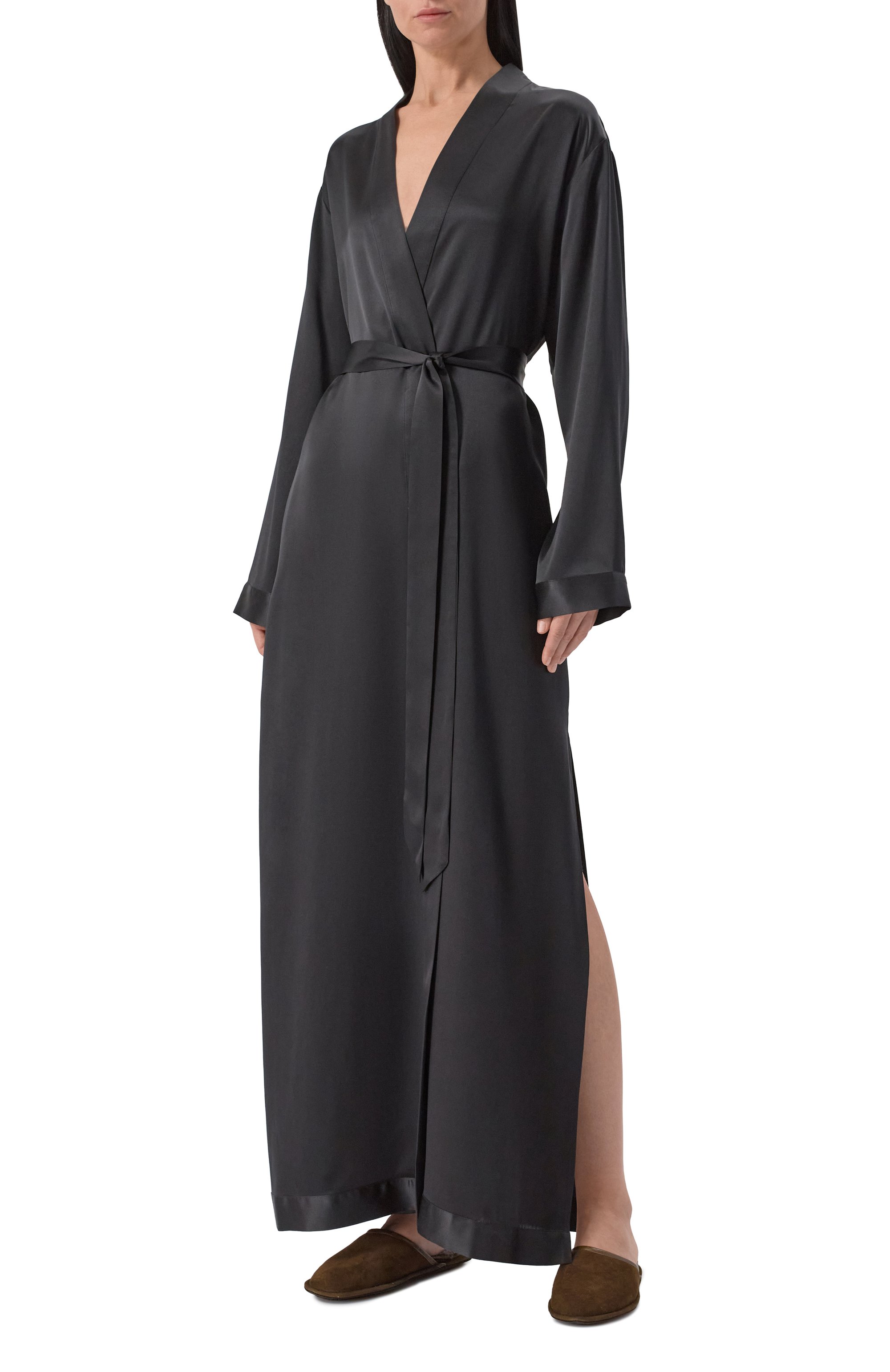 Шелковый халат LIVY черного цвета по цене 95360 руб., арт. 655266105, фото 2 Шелковый халат LIVY, арт. 655266105, фото 2