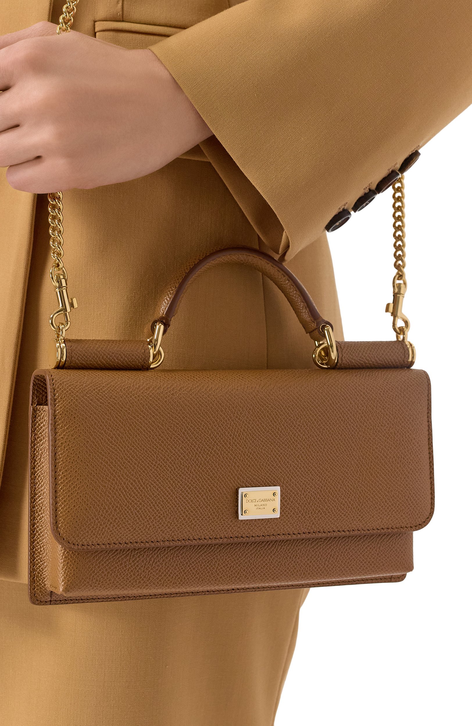 Сумка sicily DOLCE & GABBANA светло-коричневого цвета по цене 121000 руб., арт. BI3280/A1001, фото 2 Сумка sicily DOLCE & GABBANA, арт. BI3280/A1001, фото 2