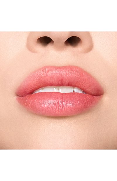 Тинт для губ lustreglass stainglass lip tint, оттенок xoxo (3ml) MAC цвета по цене 3250 руб., арт. SB47-08, фото 3 Тинт для губ lustreglass stainglass lip tint, оттенок xoxo (3ml) MAC, арт. SB47-08, фото 3