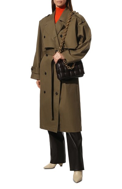 Сумка chain cassette BOTTEGA VENETA темно-коричневого цвета по цене 442500 руб., арт. 631421/VBWZ0, фото 3 Сумка chain cassette BOTTEGA VENETA, арт. 631421/VBWZ0, фото 3