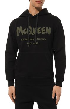 Мужской хлопковое худи ALEXANDER MCQUEEN черного цвета, арт. 688715/QTAAB | Фото 3 (Драгоценные камни: Проставлено; Длина (для топов): Стандартные; Материал сплава: Проставлено; Рукава: Длинные; Материал внешний: Хлопок; Стили: Спорт-шик; Мужское Кросс-КТ: Худи-одежда; Принт: С принтом)