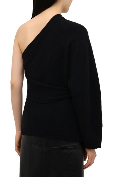 Свитер NANUSHKA черного цвета по цене 42400 руб., арт. CLET0_0FF BLACK_PILLED W00L KNIT, фото 4 Свитер NANUSHKA, арт. CLET0_0FF BLACK_PILLED W00L KNIT, фото 4