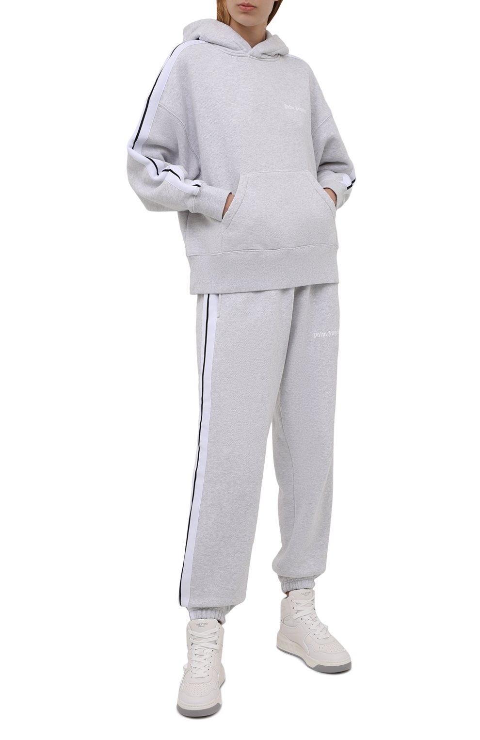 Хлопковое худи PALM ANGELS светло-серого цвета по цене 46100 руб., арт. PWBB023F21FLE0010801, фото 2 Хлопковое худи PALM ANGELS, арт. PWBB023F21FLE0010801, фото 2