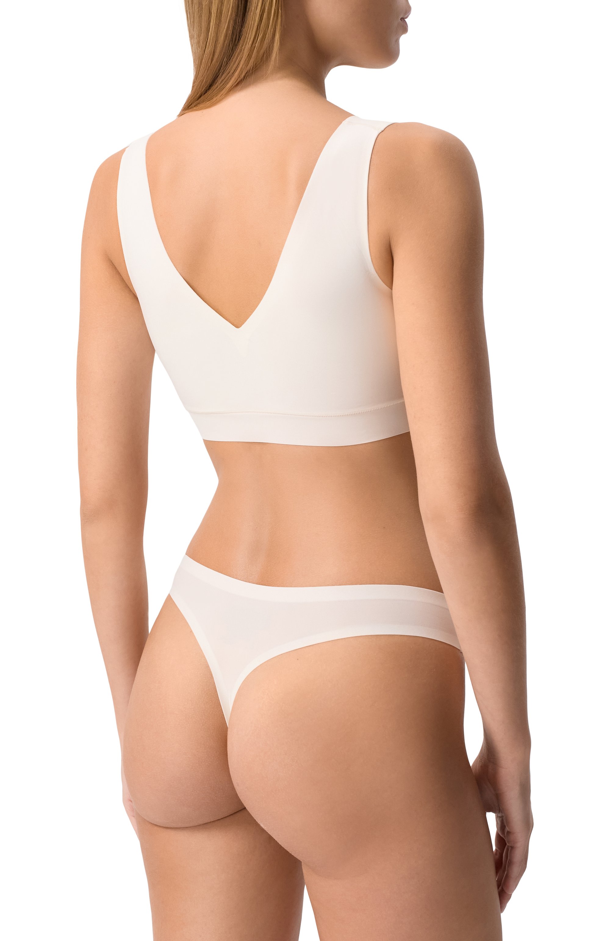 Трусы-стринги CHANTELLE белого цвета по цене 3360 руб., арт. C26490.., фото 3 Трусы-стринги CHANTELLE, арт. C26490.., фото 3