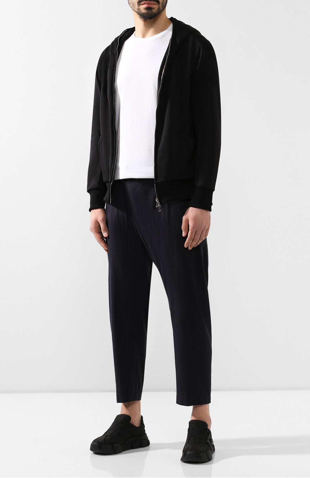 Брюки из смеси льна и вискозы KAZUYUKI KUMAGAI темно-синего цвета по цене 30950 руб., арт. KP91-017, фото 2 Брюки из смеси льна и вискозы KAZUYUKI KUMAGAI, арт. KP91-017, фото 2