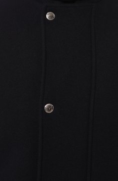 Мужской пальто из шерсти и кашемира BRUNELLO CUCINELLI темно-синего цвета, арт. MY4286877 | Фото 5 (Драгоценные камни: Проставлено; Материал внешний: Шерсть; Материал сплава: Проставлено; Длина (верхняя одежда): До середины бедра; Рукава: Длинные; Стили: Кэжуэл; Мужское Кросс-КТ: пальто-верхняя одежда; 1-2-бортные: Однобортные)