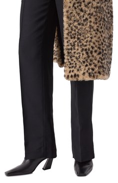 Женские кожаные туфли lewis BOTTEGA VENETA черного цвета, арт. 806723 V4Q50 | Фото 3 (Драгоценные камни: Проставлено; Каблук высота: Средний; Материал сплава: Проставлено; Материал внешний: Натуральная кожа; Подошва: Плоская; Каблук тип: Фигурный)