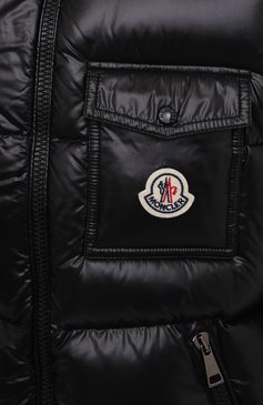 Женский пуховый жилет balabio MONCLER черного цвет�а, арт. G2-093-1A000-77-68950 | Фото 5 (Материал внешний: Синтетический материал; Кросс-КТ: Пуховик; Материал сплава: Проставлено; Стили: Спорт-шик; Материал подклада: Синтетический материал; Драгоценные камни: Проставлено; Длина (верхняя одежда): Короткие; Материал утеплителя: Пух и перо)