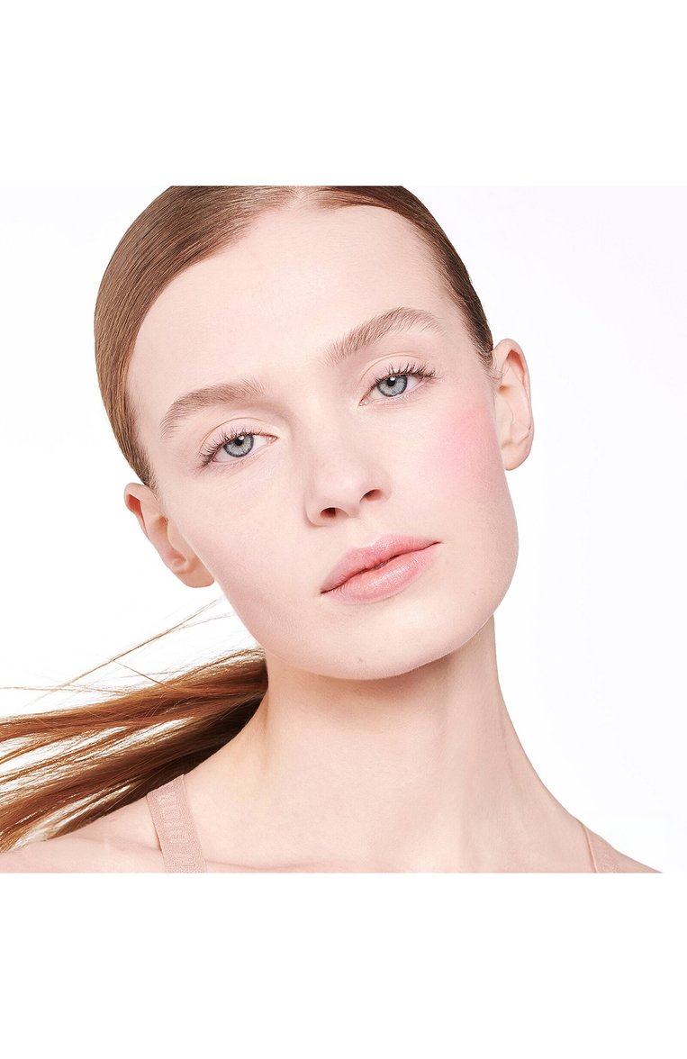 Румяна для лица dior backstage rosy glow, оттенок 015 вишневый (4.4g) DIOR  цвета, арт. C037300015 | Фото 3 (Нос: Не проставлено; Региональные ограничения белый список (Axapta Mercury): Не проставлено)
