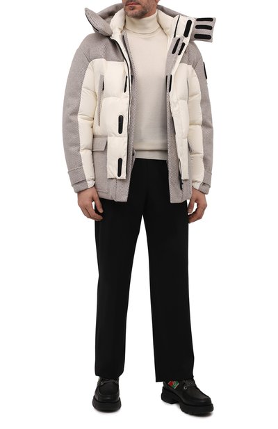 Пуховик GIORGIO ARMANI бежевого цвета по цене 647500 руб., арт. 1WG0C06P/T0317, фото 2 Пуховик GIORGIO ARMANI, арт. 1WG0C06P/T0317, фото 2