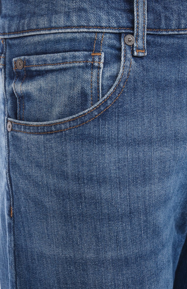 Мужские джинсы straight 7 FOR ALL MANKIND синего цвета, арт. 7T099A56 | Фото 6 (Материал внешний: Хлопок, Деним; Длина (брюки, джинсы): Стандартные; Кросс-КТ: Деним; Детали: Делаве; Силуэт М (брюки): Прямые; Стили: Повседневный; Автоматизация ТО: �Проставлено; Автоматизация состава: Проставлено)