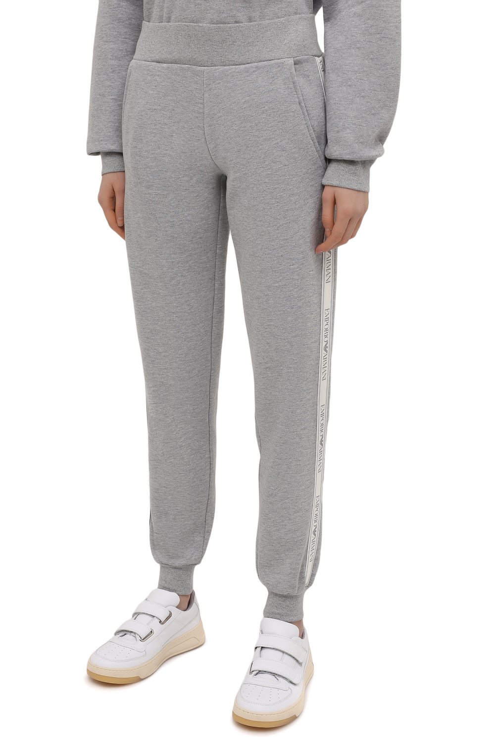 Джоггеры EMPORIO ARMANI серого цвета по цене 11300 руб., арт. 164508/1A250, фото 3 Джоггеры EMPORIO ARMANI, арт. 164508/1A250, фото 3