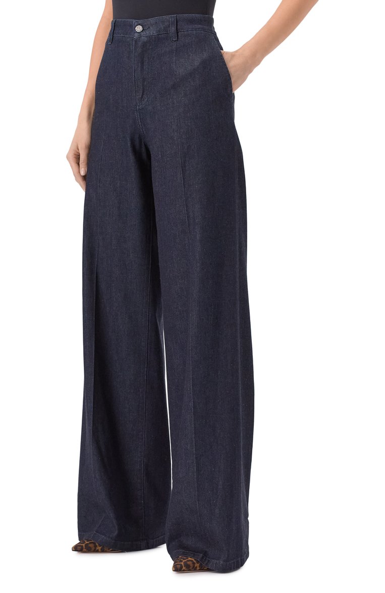 Женские джинсы DOLCE & GABBANA темно-синего цвета, арт. FTC6YD/G8MR3 | Фото 3 (Длина (брюки, джинсы): Удлиненные; Силуэт Ж (брюки и джинсы): Расклешенные; Материал внешний: Деним, Хлопок; Кросс-КТ: Деним; Стили: Кэжуэл; Автоматизация состава: Проставлено; Размерность: Идёт в размер; Автоматизация ТО: Проставлено; Re-sync: On)