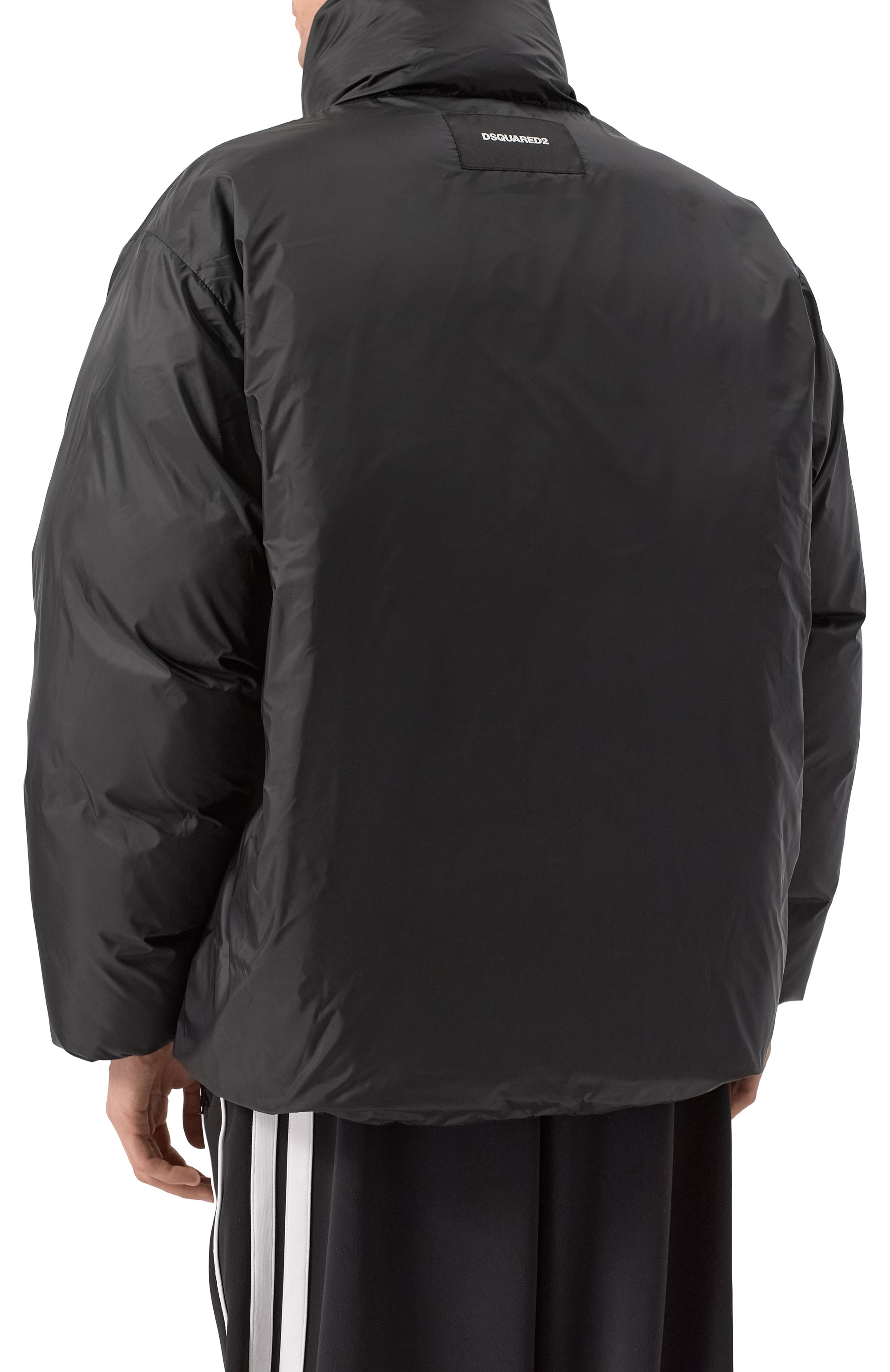 Пуховик DSQUARED2 черного цвета по цене 108500 руб., арт. S74AM1564/S54981, фото 4 Пуховик DSQUARED2, арт. S74AM1564/S54981, фото 4