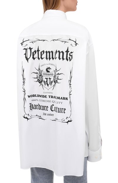 Хлопковая рубашка VETEMENTS белого цвета по цене 69300 руб., арт. UA52SH500W 1005/W, фото 4 Хлопковая рубашка VETEMENTS, арт. UA52SH500W 1005/W, фото 4