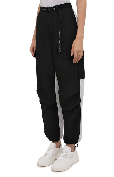 Джоггеры ALEXANDER WANG черного цвета по цене 69650 руб., арт. UWC3214005, фото 3 Джоггеры ALEXANDER WANG, арт. UWC3214005, фото 3
