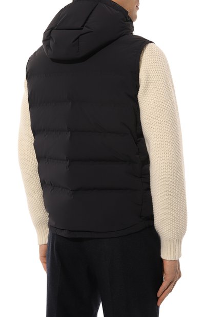 Пуховый жилет BRUNELLO CUCINELLI темно-синего цвета по цене 494500 руб., арт. MM4911995, фото 4 Пуховый жилет BRUNELLO CUCINELLI, арт. MM4911995, фото 4