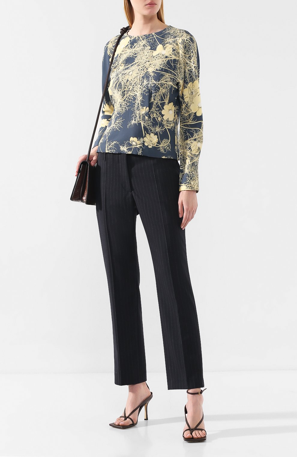 Топ из вискозы DRIES VAN NOTEN серого цвета по цене 45950 руб., арт. 192-10722-8058, фото 2 Топ из вискозы DRIES VAN NOTEN, арт. 192-10722-8058, фото 2