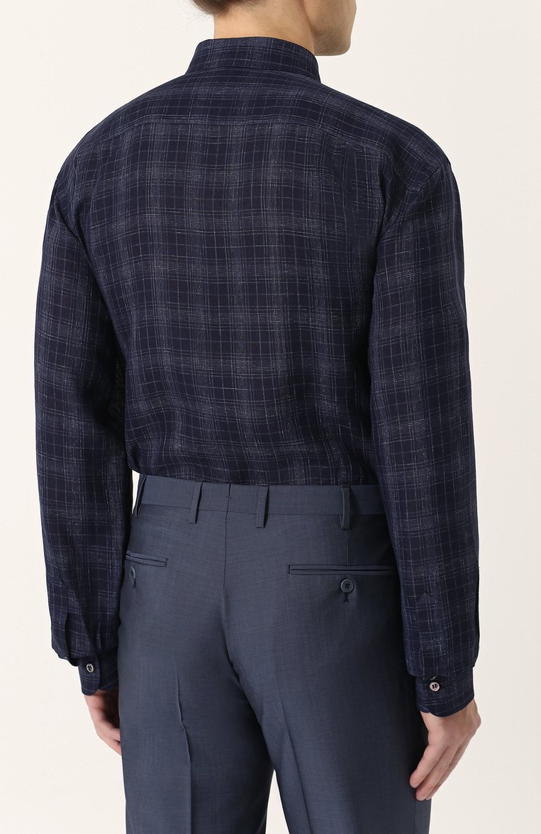 Мужская хлопковая рубашка с воротником button down BRIONI темно-синего цвета, арт. SC020Q/P7139 | Фото 4 (Длина (для топов): Стандартные; Материал внешний: Лен; Рукава: Длинные; Статус проверки: Проверено, Проверена категория; Случай: Повседневный; Принт: Клетка; Воротник: Button down; Манжеты: На пуговицах; Стили: Кэжуэл)