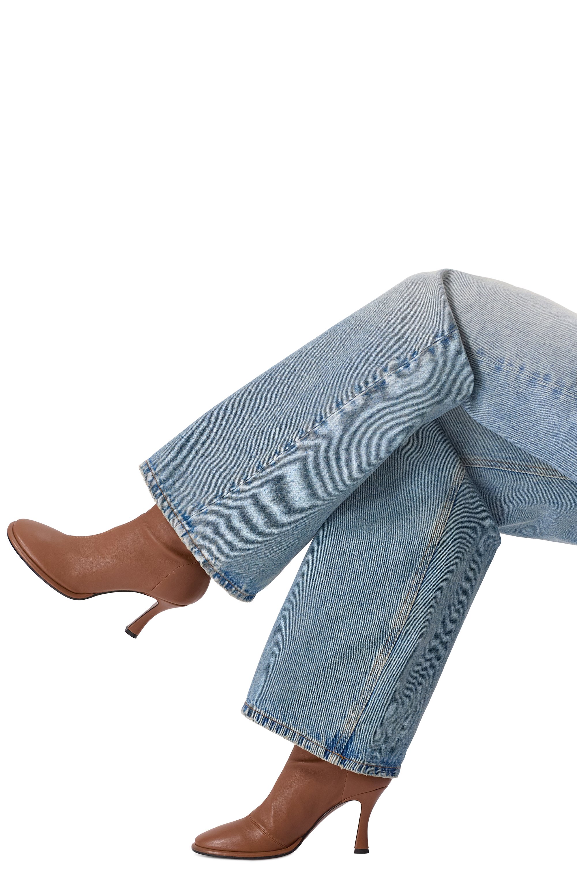 Кожаные ботильоны lea NEOUS коричневого цвета по цене 123000 руб., арт. 00230NS37, фото 2 Кожаные ботильоны lea NEOUS, арт. 00230NS37, фото 2