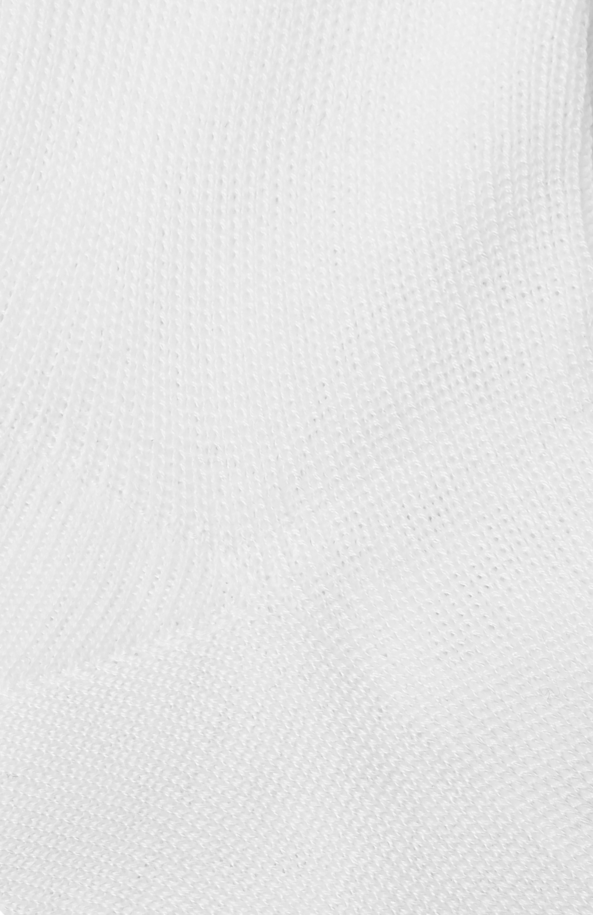 Хлопковые носки STORY LORIS белого цвета по цене 4725 руб., арт. 30831_001, фото 2 Хлопковые носки STORY LORIS, арт. 30831_001, фото 2