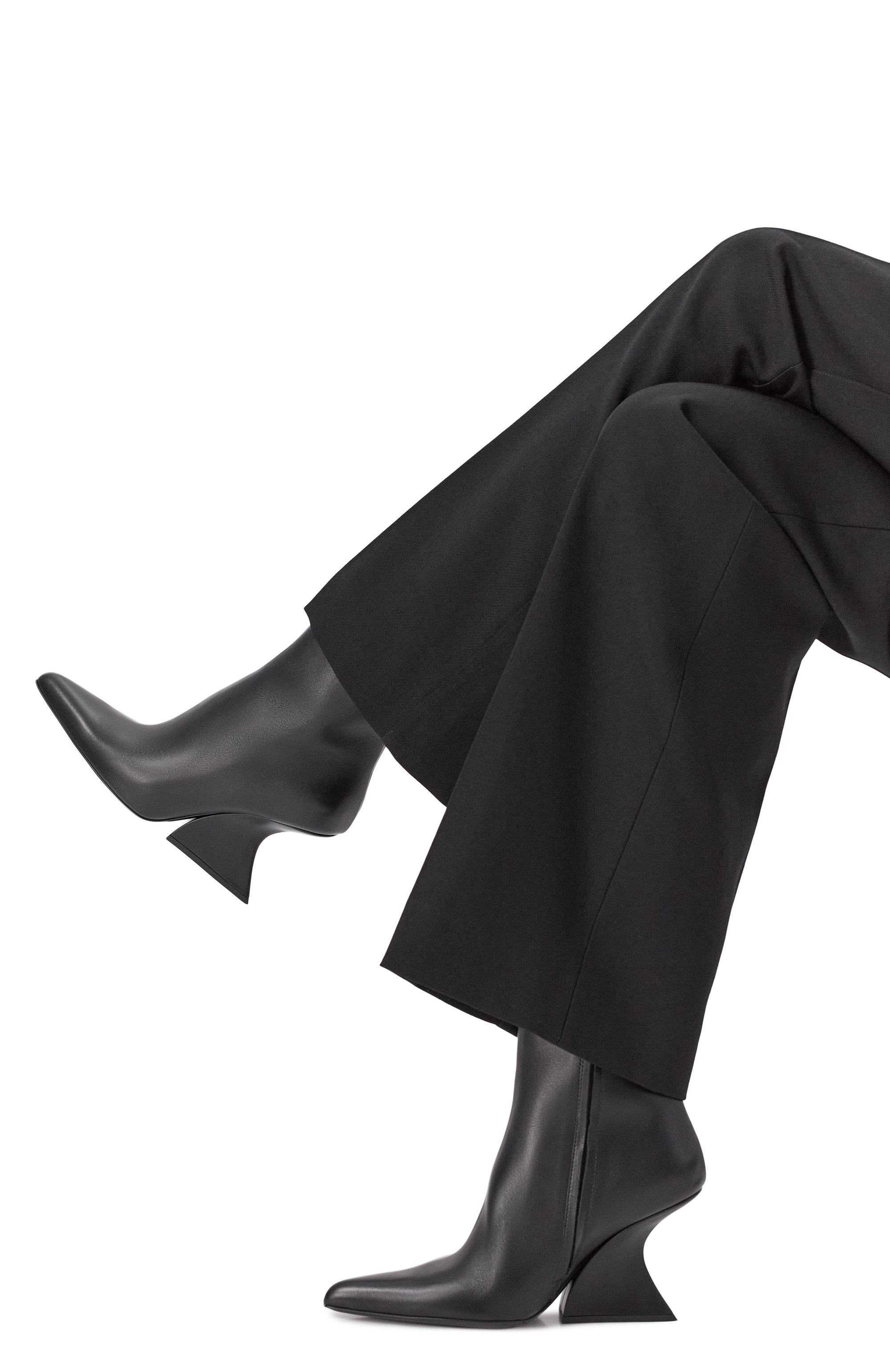 Кожаные ботильоны MUGLER черного цвета по цене 122000 руб., арт. MUWFW26FS208_TL001, фото 2 Кожаные ботильоны MUGLER, арт. MUWFW26FS208_TL001, фото 2