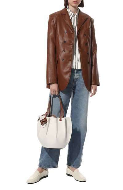 Сумка-тоут shell loewe x paula's ibiza LOEWE белого цвета по цене 142000 руб., арт. A884T49X02, фото 3 Сумка-тоут shell loewe x paula's ibiza LOEWE, арт. A884T49X02, фото 3