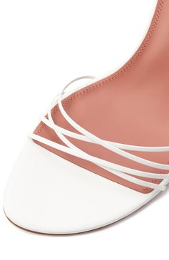 Женские кожаные босоножки lori 60 AMINA MUADDI белого цвета, арт. L0RI LACE UP 60/NAPPA | Фото 7 (Каблук высота: Средний; Материал внутренний: Натуральная кожа; Подошва: Плоская; Материал внешний: Натуральная кожа; Каблук тип: Шпилька; Автоматизация состава: Проставлено; Автоматизация ТО: Проставлено)