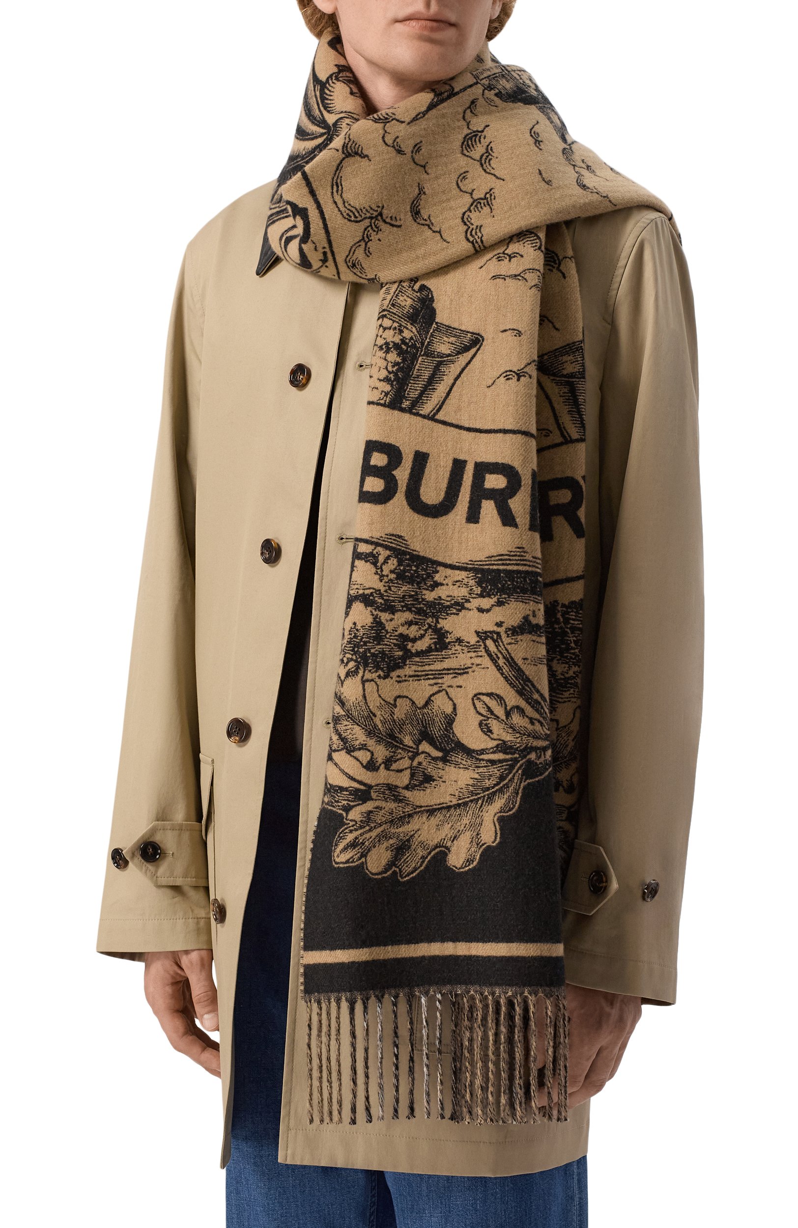 Двусторонний шарф из кашемира BURBERRY бежевого цвета по цене 126500 руб., арт. 8073768, фото 2 Двусторонний шарф из кашемира BURBERRY, арт. 8073768, фото 2