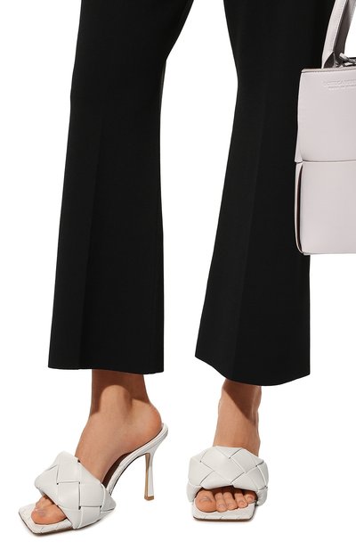 Кожаные мюли lido BOTTEGA VENETA белого цвета по цене 145000 руб., арт. 608854/VBSS0, фото 3 Кожаные мюли lido BOTTEGA VENETA, арт. 608854/VBSS0, фото 3