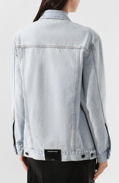 Женская джинсовая куртка DENIM X ALEXANDER WANG голубого цвета, арт. 4D992034AC | Фото 4 (Материал внешний: Хлопок, Деним; Рукава: Длинные; Длина (верхняя одежда): Короткие, До середины бедра; Кросс-КТ: Куртка, Деним, Легкие; Материал сплава: Проставлено; Драгоценные камни: Проставлено)