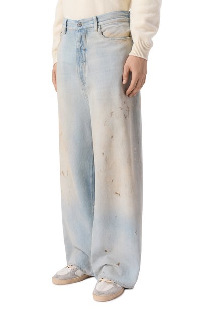 Джинсы AMIRI голубого цвета по цене 77200 руб., арт. AM326JE001, фото 3 Джинсы AMIRI, арт. AM326JE001, фото 3